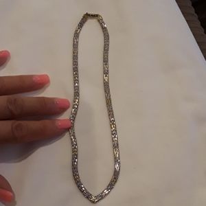 Beautiful tricolor 925 necklace.